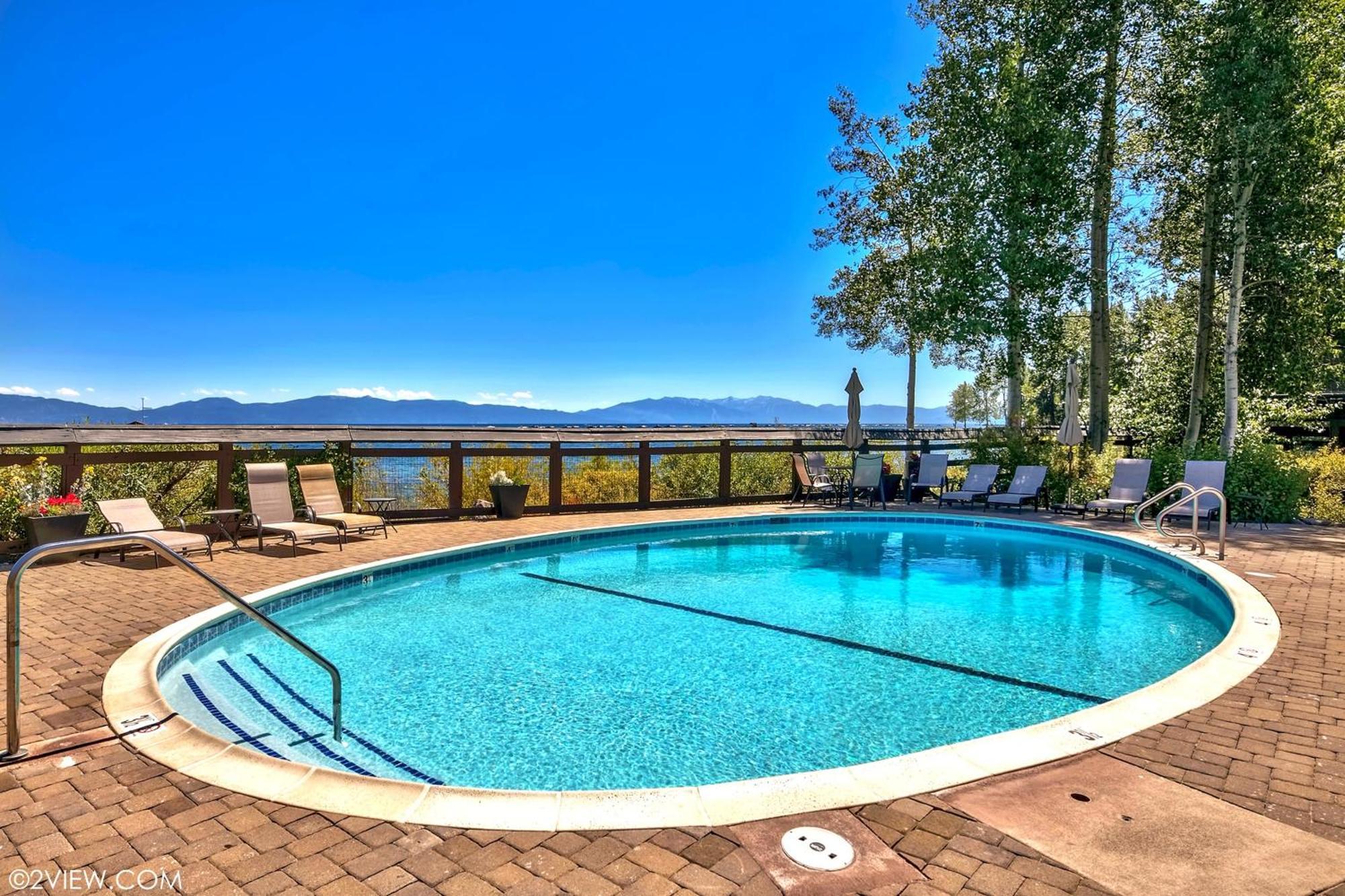 Beautiful Remodeled Condo In Tahoe City Zewnętrze zdjęcie